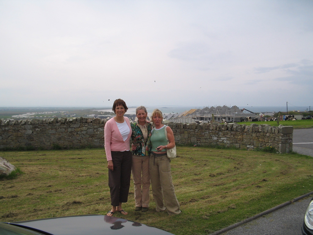 069_Nancy, Ann & me