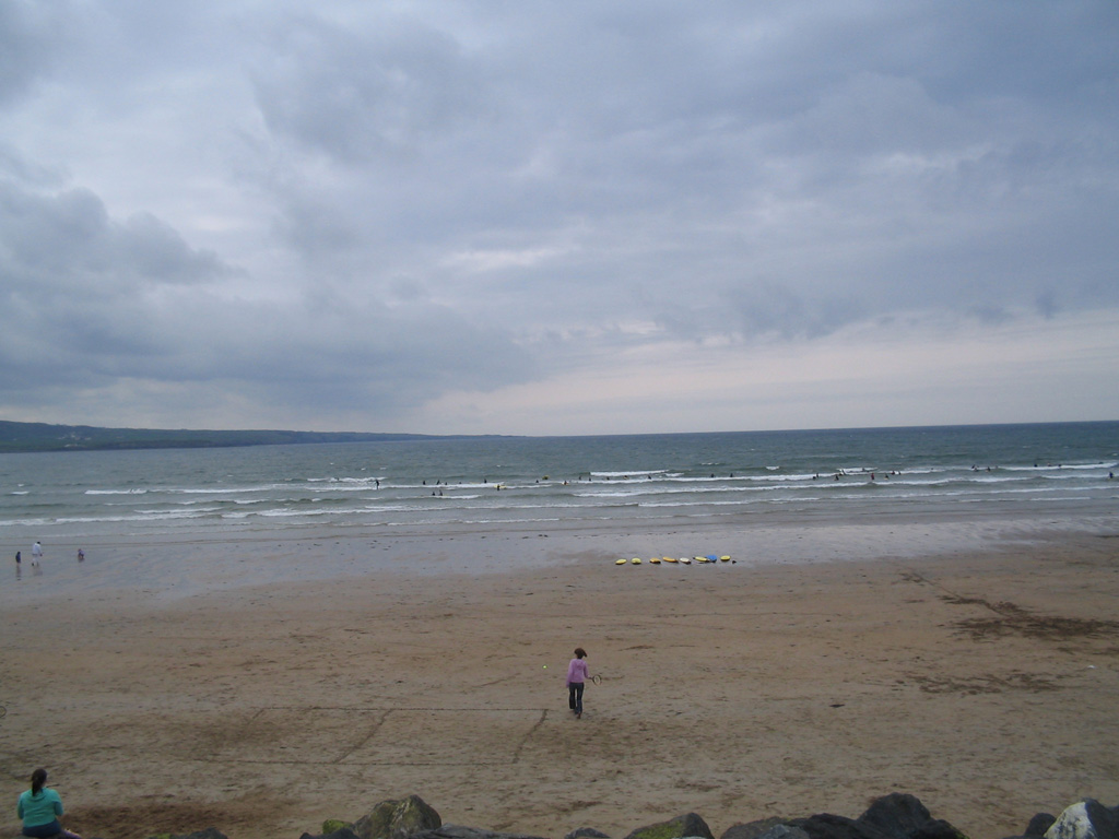 071_Surfers @ Lahinch